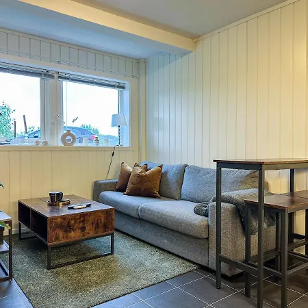 Panorama View - Free Parking - Perfect For Couples טרומסה